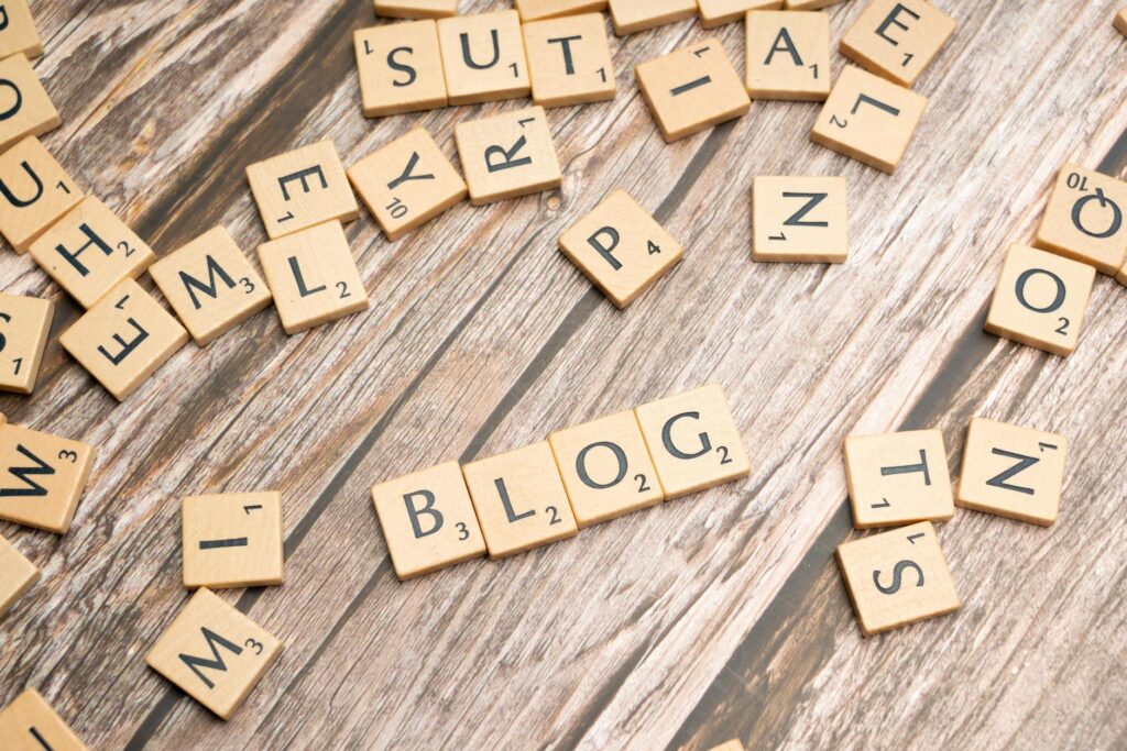 Claude Prompts Blog Writing: 500+